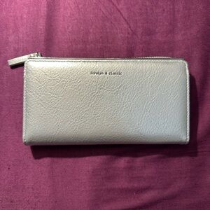 Saralyn & Classic Silver Wallet